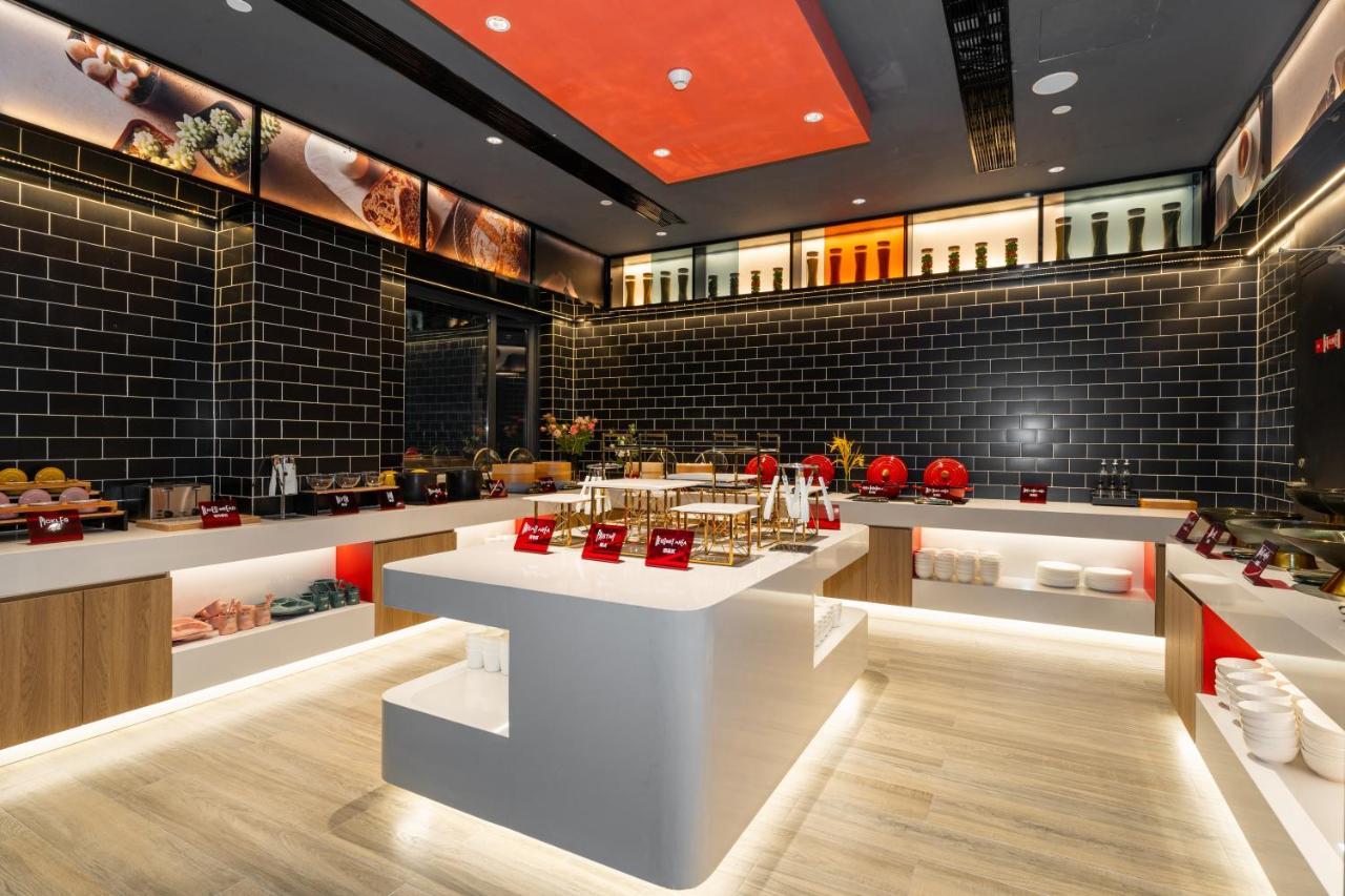 Ibis Styles Hotel - 260M From Guangji Street Subway Station Сіань Екстер'єр фото